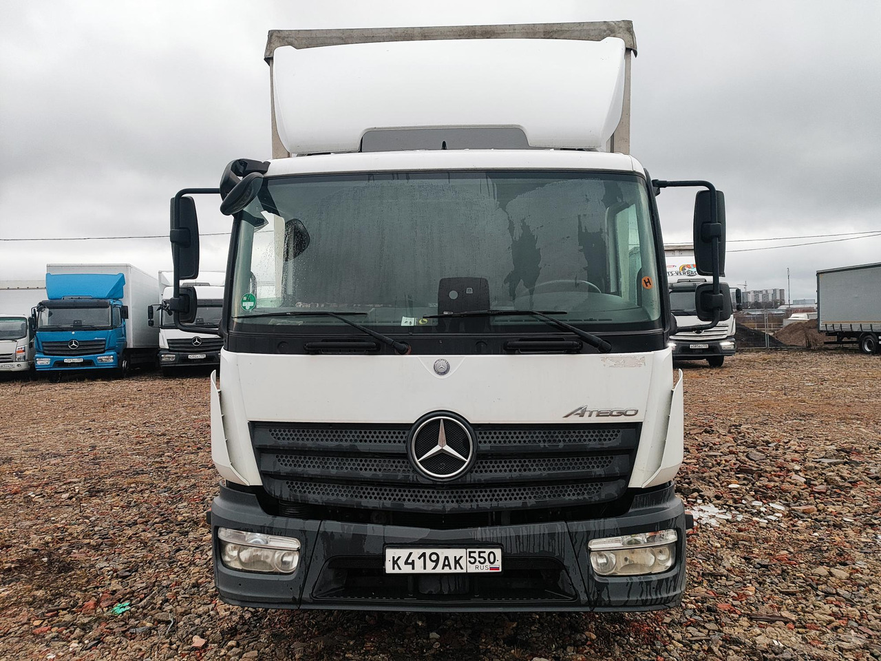 Mercedes-Benz 818 - Тентованный грузовик: фото 1 Mercedes-Benz 818 - Тентованный грузовик: фото 1