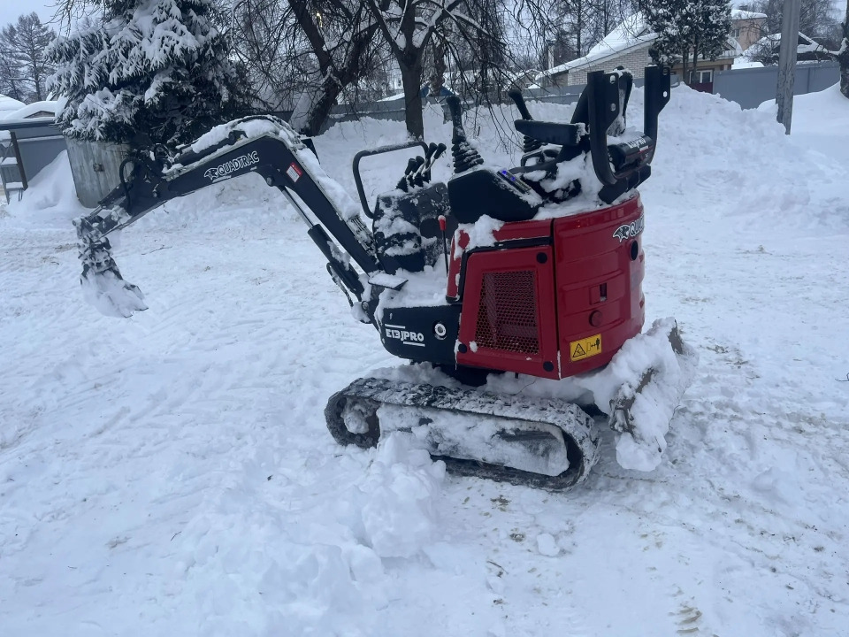 QUADTRAC E13J PRO - Мини-экскаватор: фото 2 QUADTRAC E13J PRO - Мини-экскаватор: фото 2
