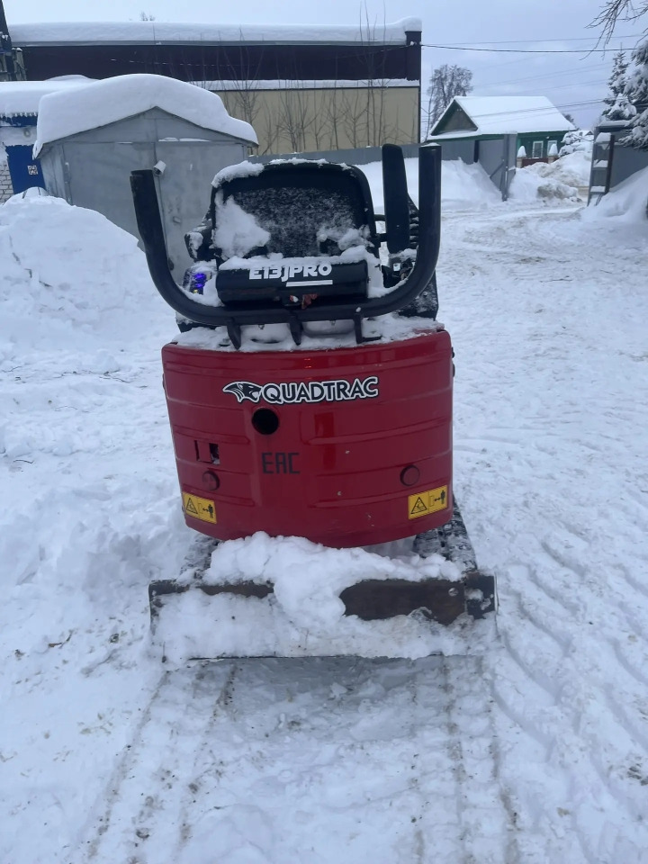 QUADTRAC E13J PRO - Мини-экскаватор: фото 1 QUADTRAC E13J PRO - Мини-экскаватор: фото 1