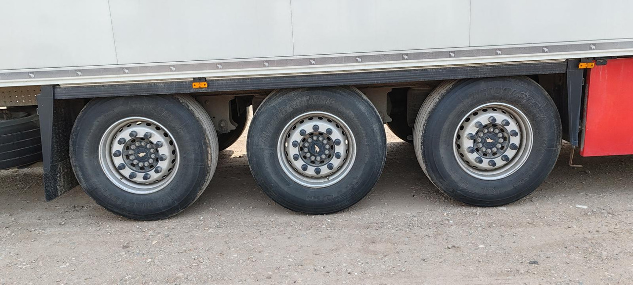 Полуприцеп-рефрижератор Schmitz Cargobull SKO 24/L-13.4 FP COOL V7: фото 10