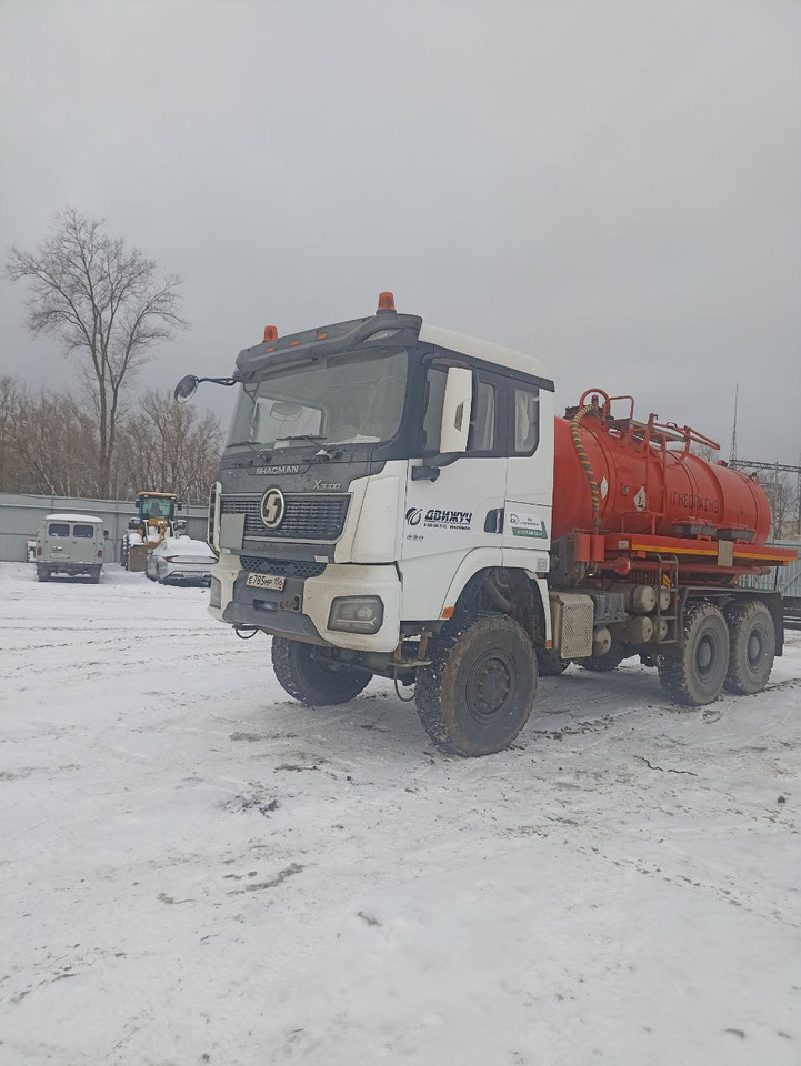 Shacman (Shaanxi) 467921-30 - Грузовик с цистерной, Коммунальная/ Специальная техника: фото 3 Shacman (Shaanxi) 467921-30 - Грузовик с цистерной, Коммунальная/ Специальная техника: фото 3