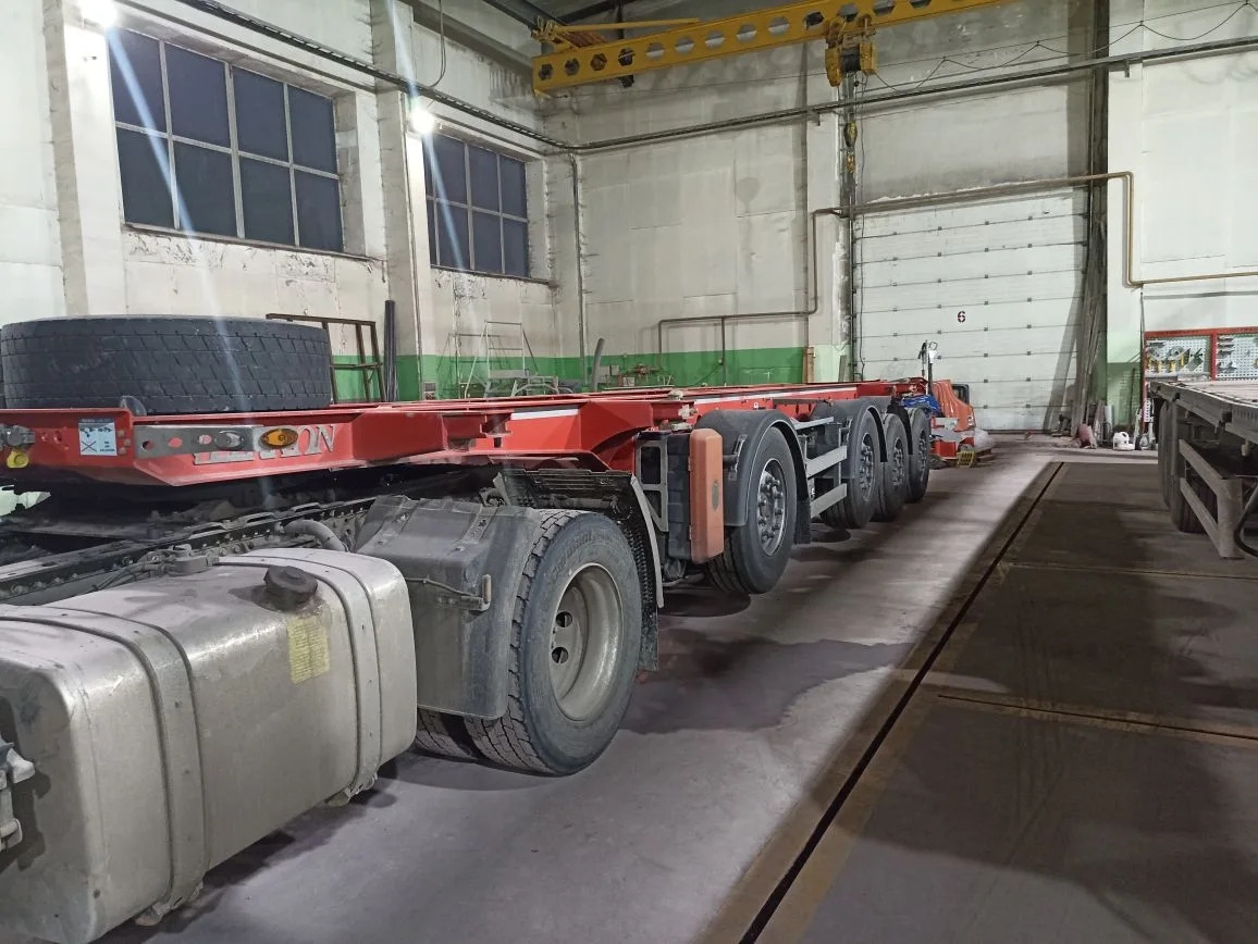 TIRKON TREYLER TIRKON-4A - Полуприцеп контейнеровоз (BDF, сменный кузов): фото 4 TIRKON TREYLER TIRKON-4A - Полуприцеп контейнеровоз (BDF, сменный кузов): фото 4