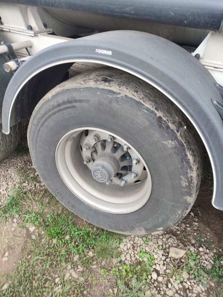 Полуприцеп-цистерна Техникс 914204: фото 10
