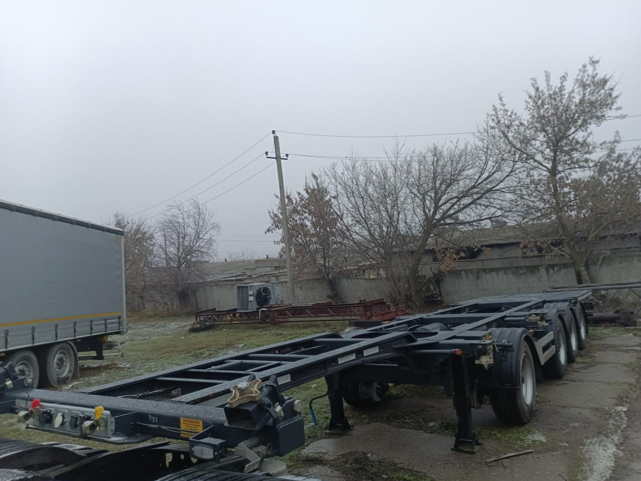 Тонар 99891 - Полуприцеп контейнеровоз (BDF, сменный кузов): фото 5 Тонар 99891 - Полуприцеп контейнеровоз (BDF, сменный кузов): фото 5