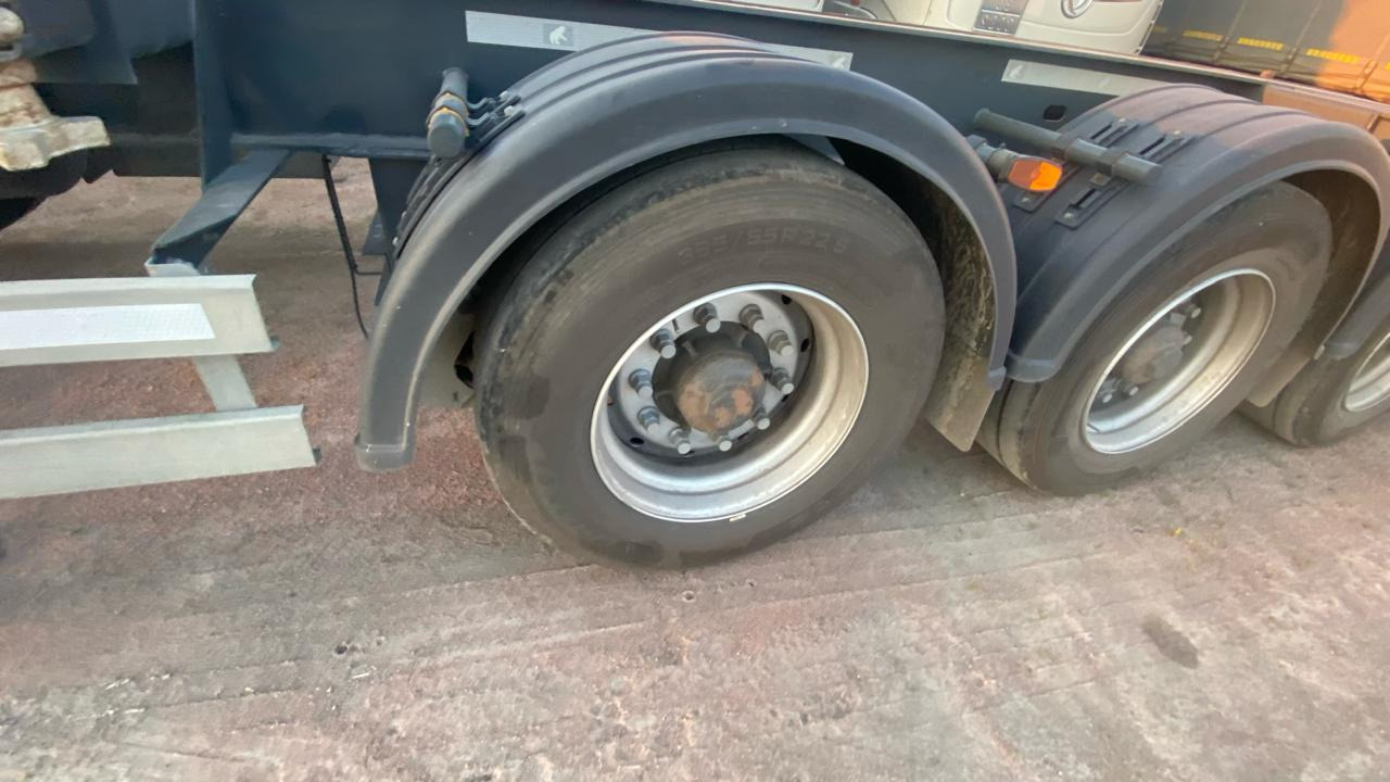 Полуприцеп контейнеровоз (BDF, сменный кузов) Тонар 99891: фото 8 Полуприцеп контейнеровоз (BDF, сменный кузов) Тонар 99891: фото 8