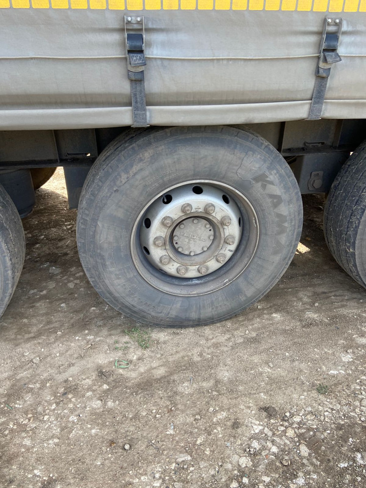 Тентованный полуприцеп Туймазинский завод автобетоновозов 588510: фото 10 Тентованный полуприцеп Туймазинский завод автобетоновозов 588510: фото 10