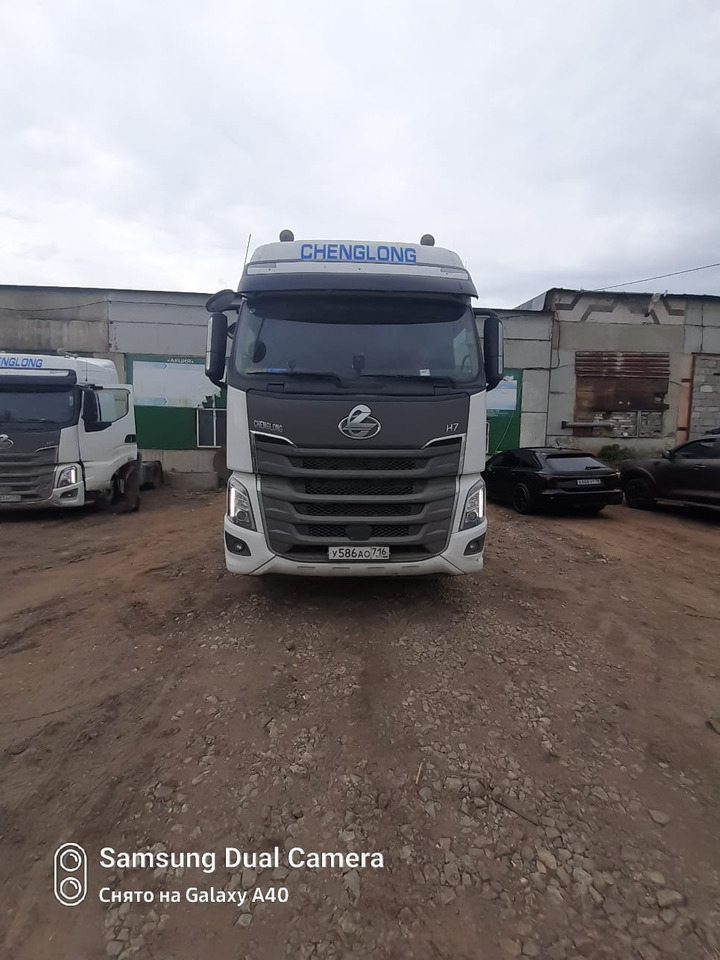 CHENGLONG LZ4181H7AB - Тягач: фото 1 CHENGLONG LZ4181H7AB - Тягач: фото 1
