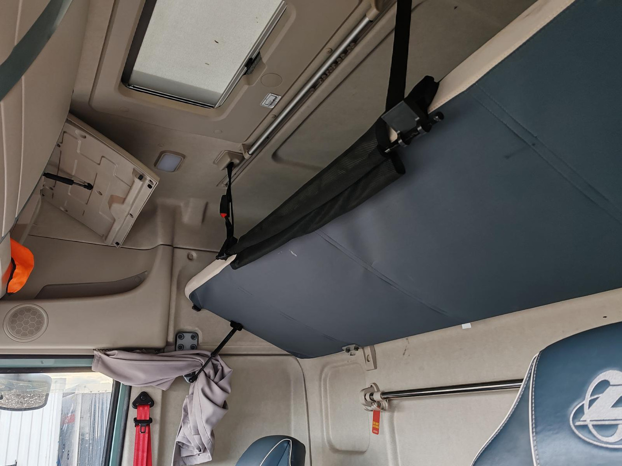 CHENGLONG LZ4181H7AB - Тягач: фото 2 CHENGLONG LZ4181H7AB - Тягач: фото 2