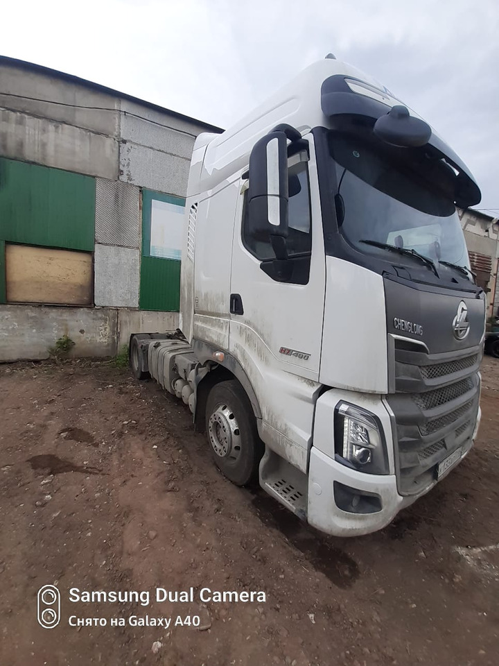 CHENGLONG LZ4181H7AB - Тягач: фото 2 CHENGLONG LZ4181H7AB - Тягач: фото 2
