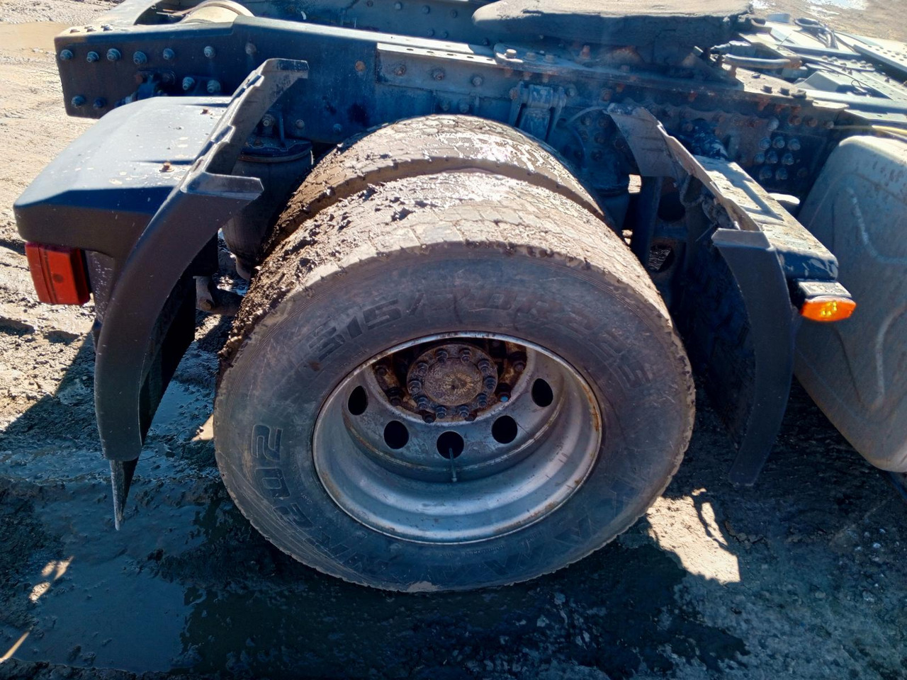 Тягач DongFeng D111A: фото 10 Тягач DongFeng D111A: фото 10