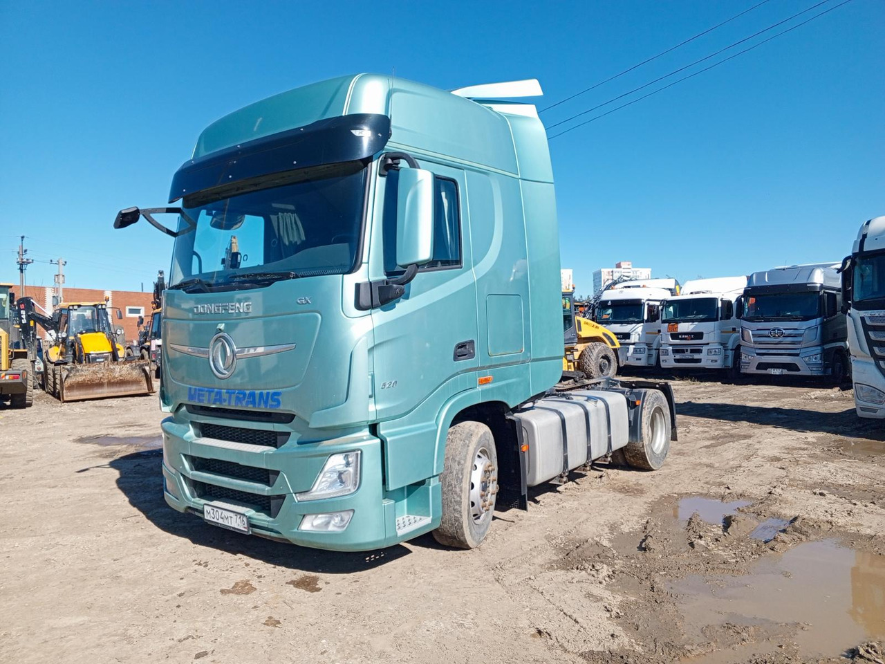 DongFeng D111A - Тягач: фото 3 DongFeng D111A - Тягач: фото 3