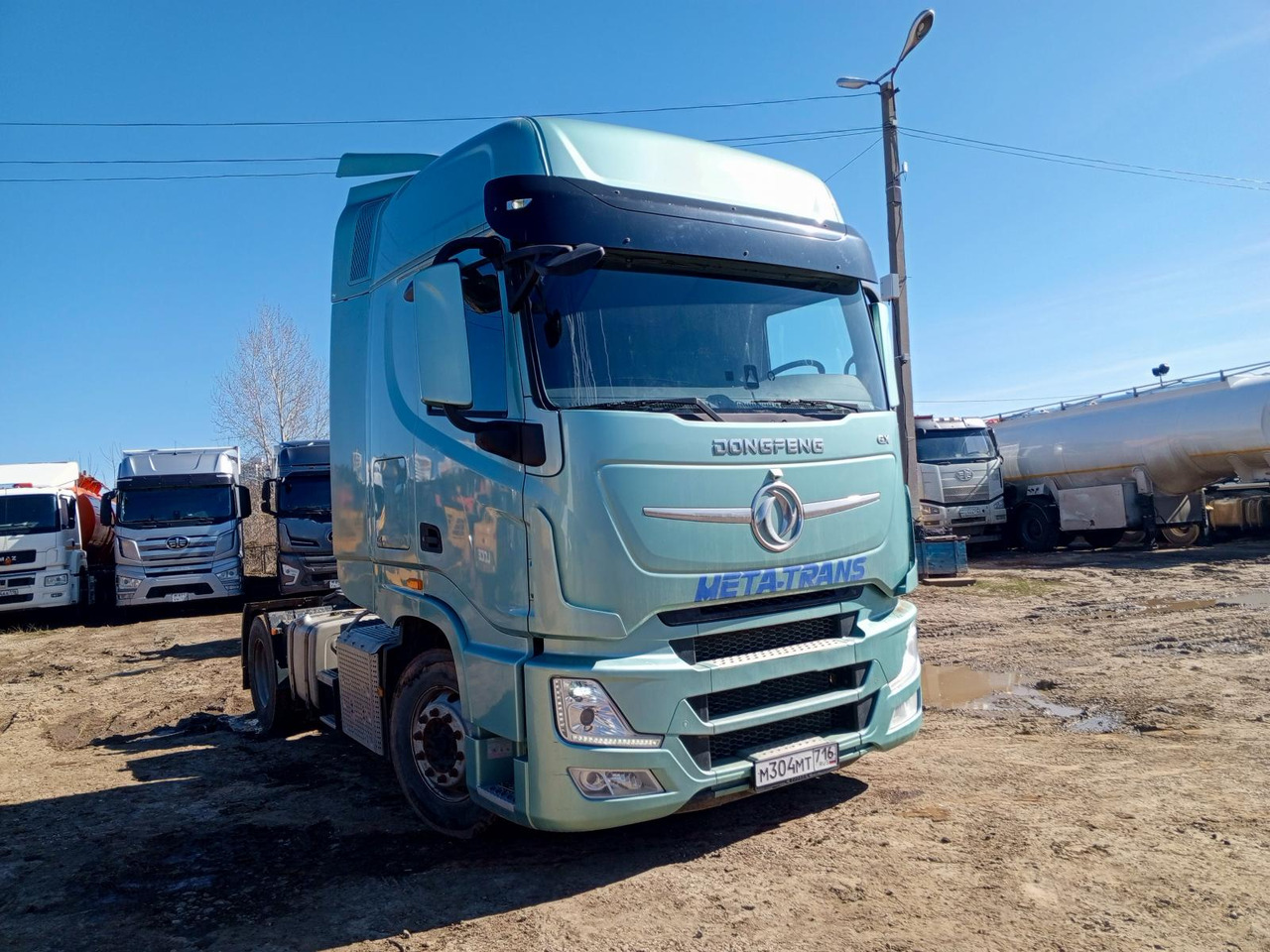 DongFeng D111A - Тягач: фото 2 DongFeng D111A - Тягач: фото 2