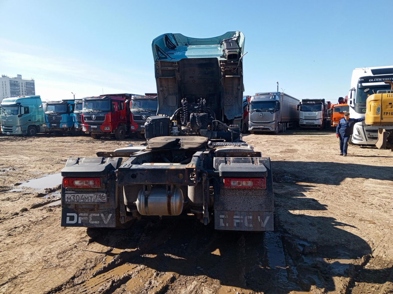 Тягач DongFeng D111A: фото 7 Тягач DongFeng D111A: фото 7