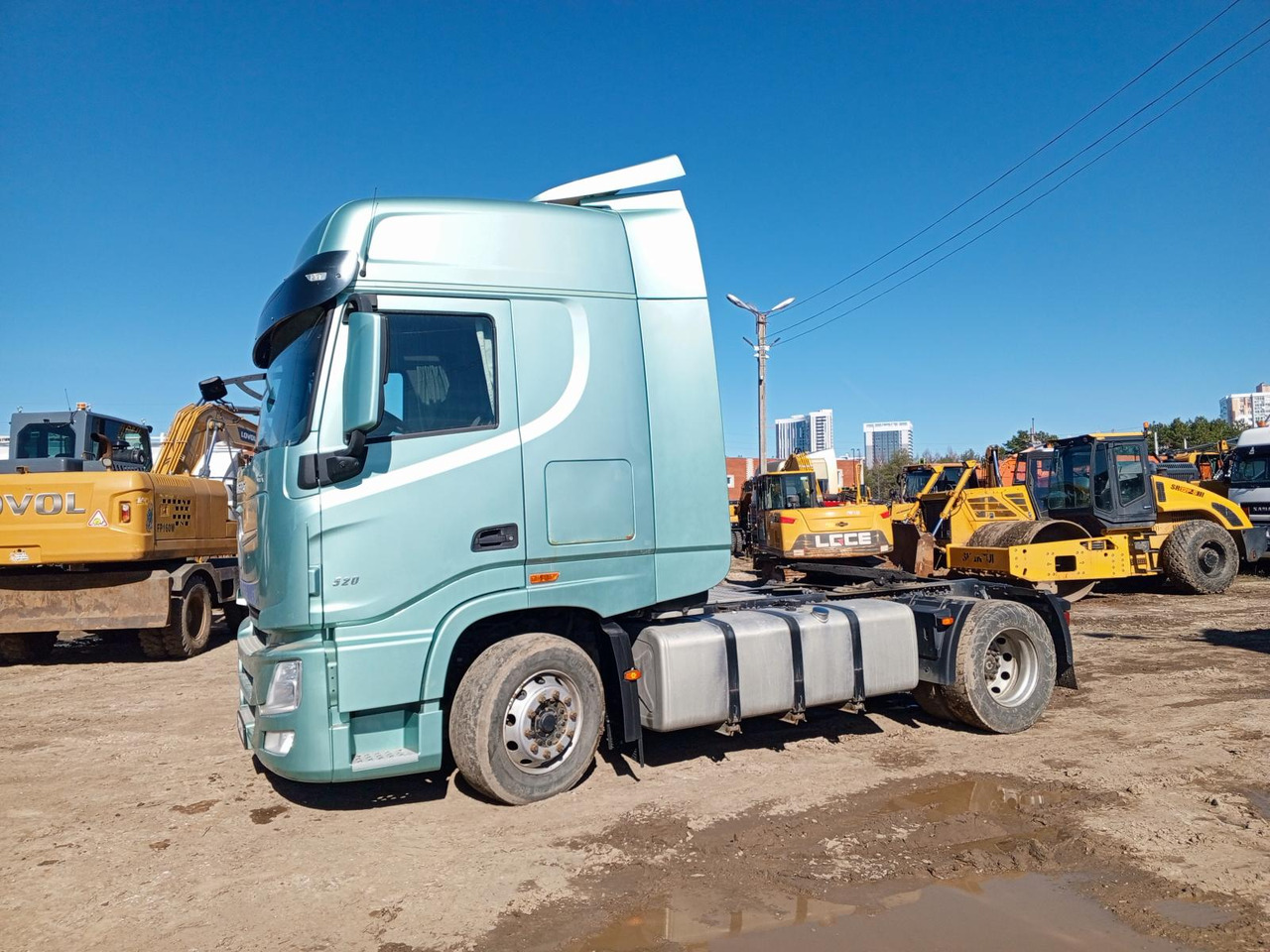 DongFeng D111A - Тягач: фото 4 DongFeng D111A - Тягач: фото 4