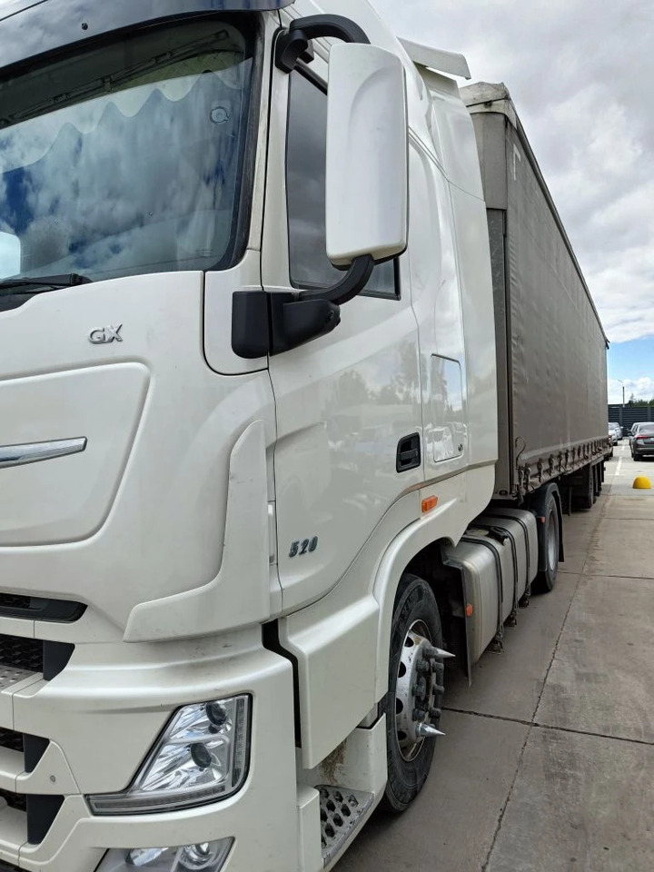 DongFeng DFH4180 - Тягач: фото 3 DongFeng DFH4180 - Тягач: фото 3