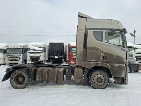 FAW CA4180P25K15E5A80 - Тягач: фото 4 FAW CA4180P25K15E5A80 - Тягач: фото 4