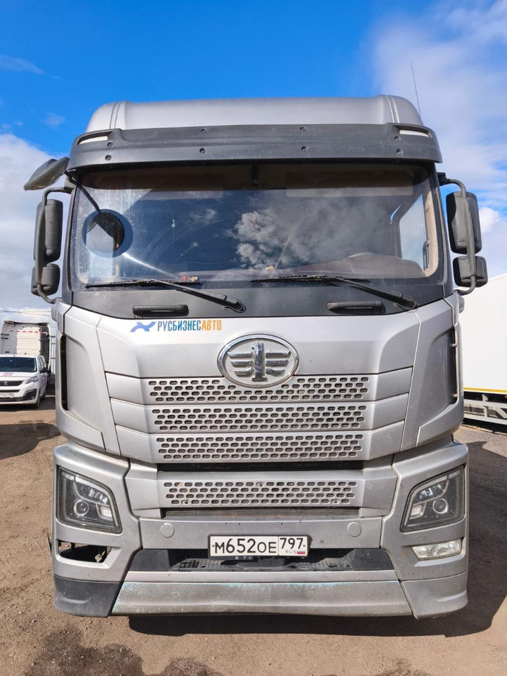 FAW CA4180P25K15E5A80 - Тягач: фото 1 FAW CA4180P25K15E5A80 - Тягач: фото 1