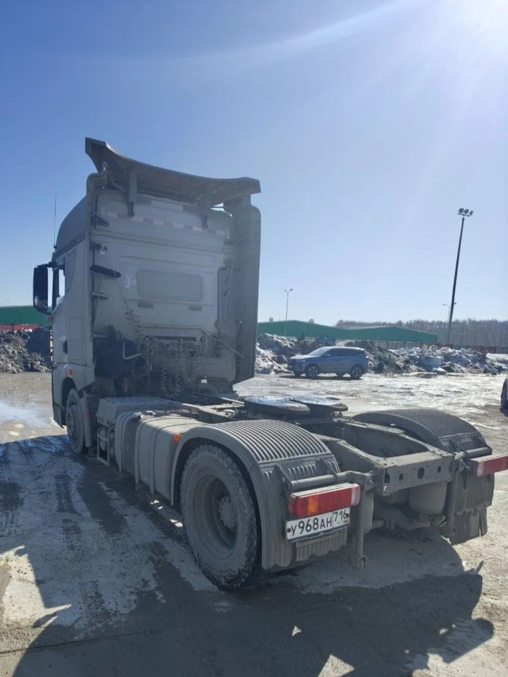 FAW CA4180P25K15E5A80 - Тягач: фото 2 FAW CA4180P25K15E5A80 - Тягач: фото 2