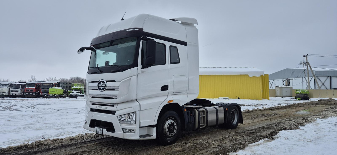 FAW CA4180P77K25E5 - Тягач: фото 2 FAW CA4180P77K25E5 - Тягач: фото 2