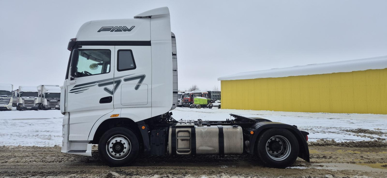 FAW CA4180P77K25E5 - Тягач: фото 3 FAW CA4180P77K25E5 - Тягач: фото 3