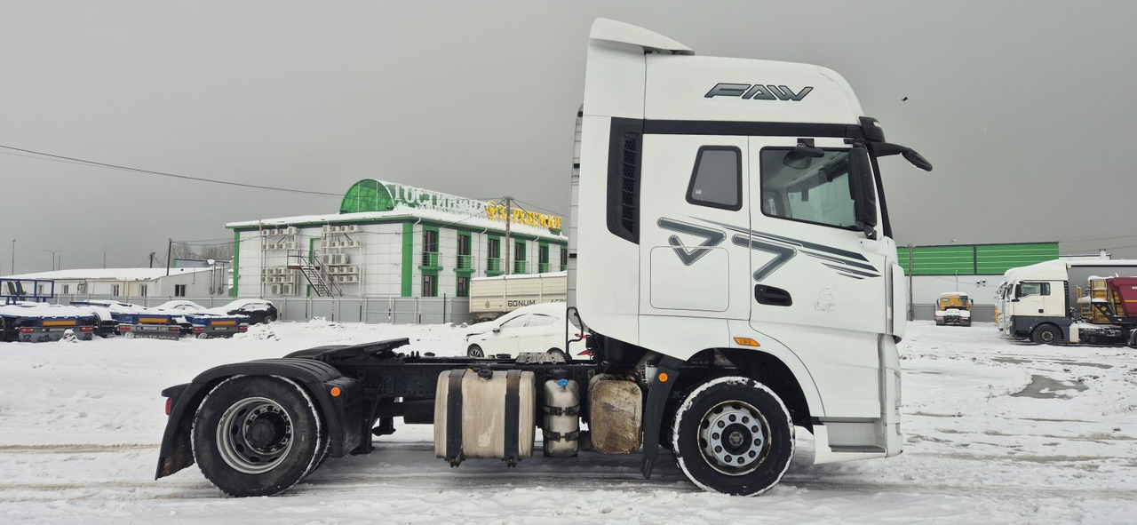 FAW CA4180P77K25E5 - Тягач: фото 3 FAW CA4180P77K25E5 - Тягач: фото 3