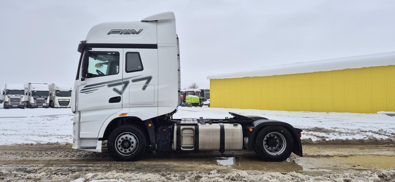 FAW CA4180P77K25E5 - Тягач: фото 4 FAW CA4180P77K25E5 - Тягач: фото 4