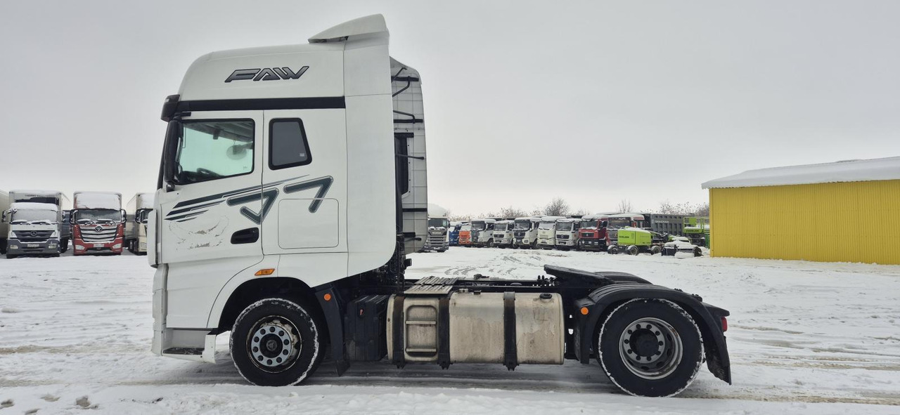 FAW CA4180P77K25E5 - Тягач: фото 4 FAW CA4180P77K25E5 - Тягач: фото 4