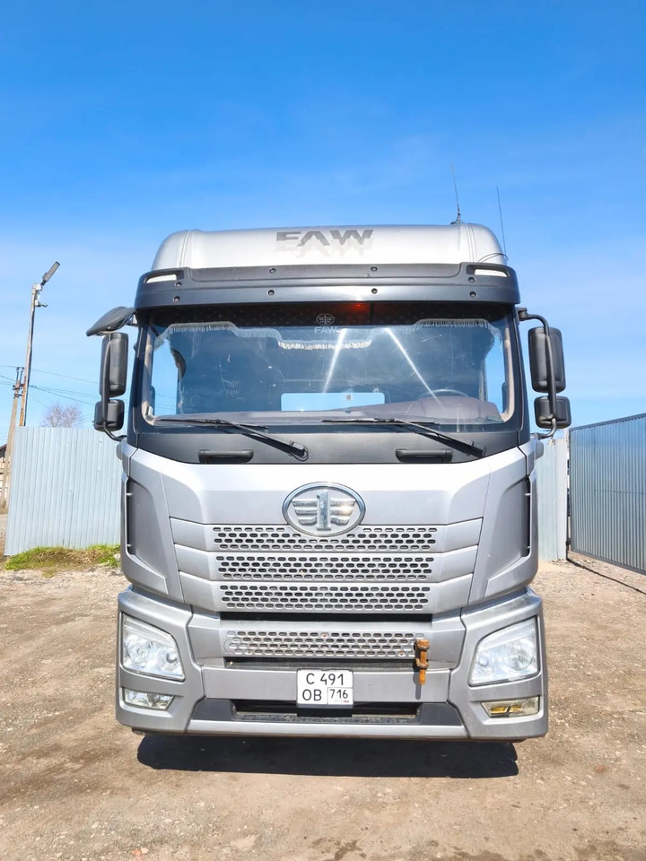 FAW CA4250P25K15T1E5A80 - Тягач: фото 1 FAW CA4250P25K15T1E5A80 - Тягач: фото 1