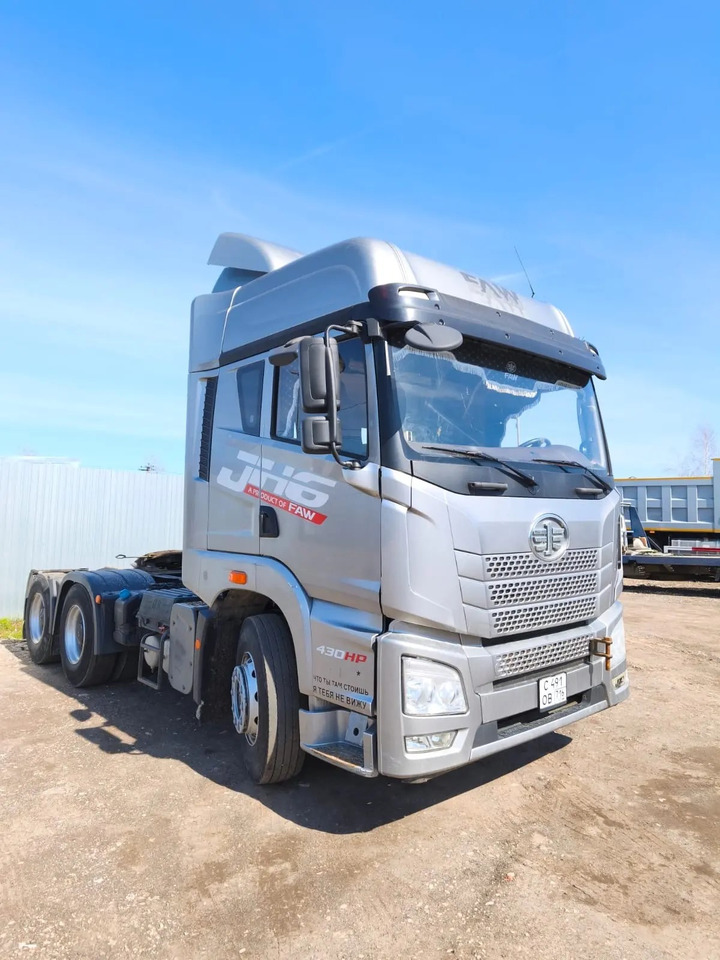 FAW CA4250P25K15T1E5A80 - Тягач: фото 2 FAW CA4250P25K15T1E5A80 - Тягач: фото 2