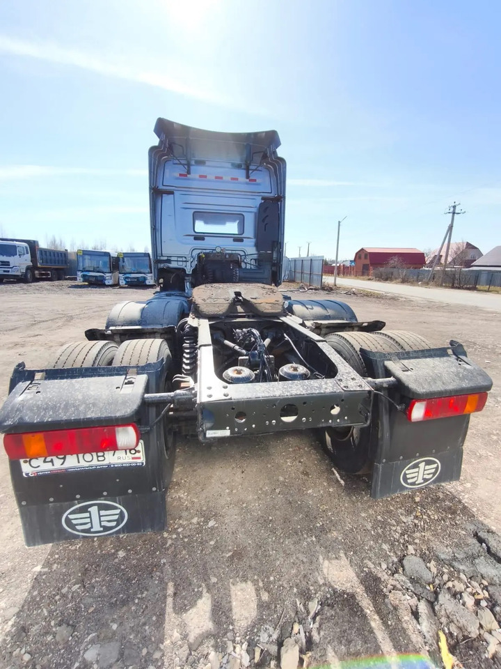 Тягач FAW CA4250P25K15T1E5A80: фото 6