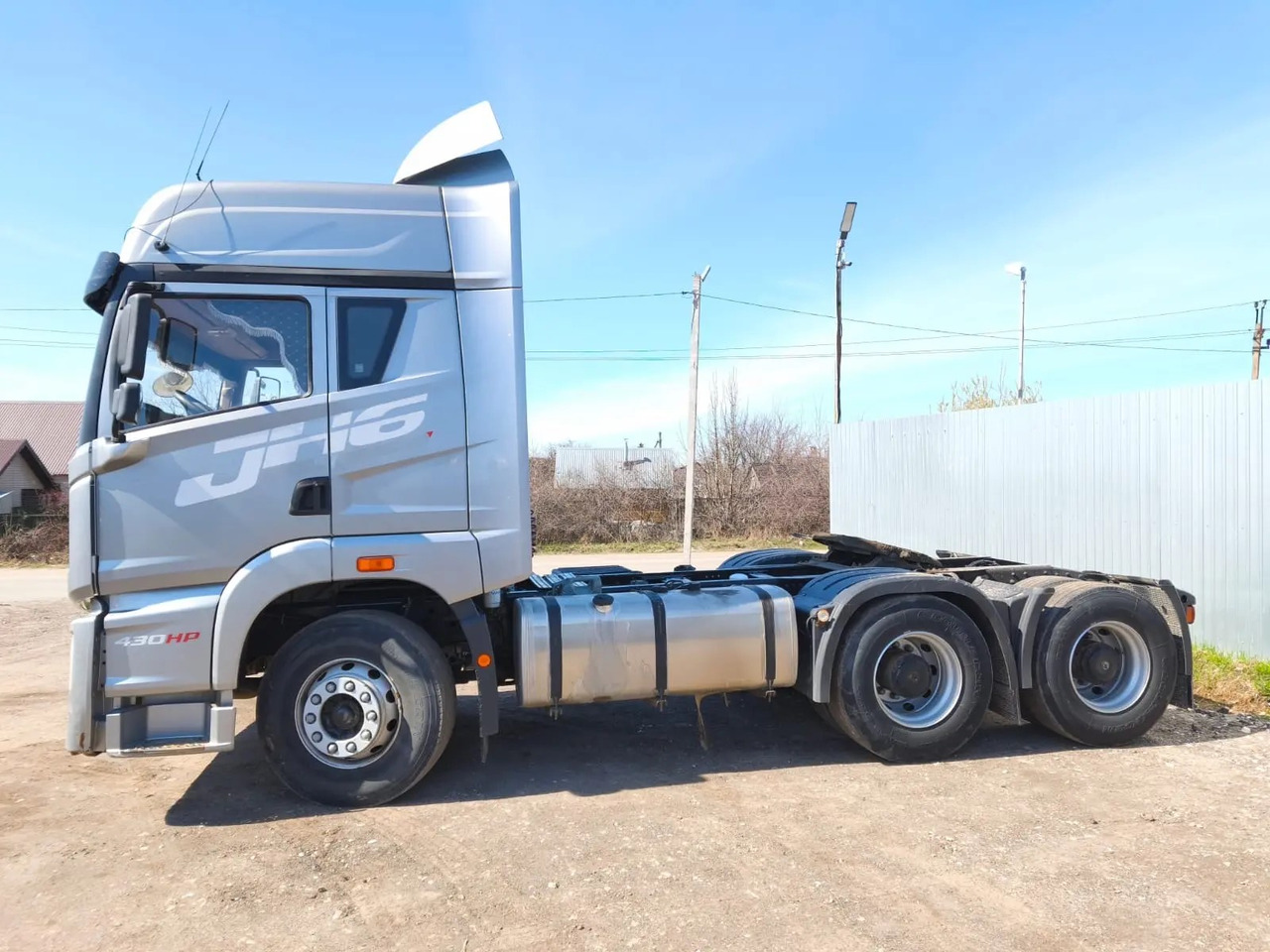 FAW CA4250P25K15T1E5A80 - Тягач: фото 4 FAW CA4250P25K15T1E5A80 - Тягач: фото 4