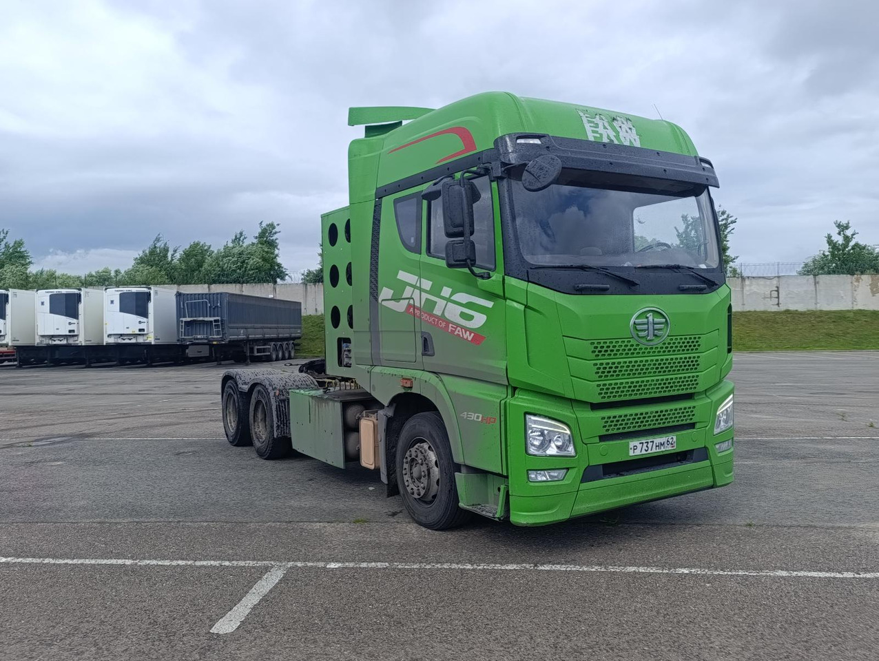 FAW CA4250P25K15T1NE5A80 - Тягач: фото 2 FAW CA4250P25K15T1NE5A80 - Тягач: фото 2