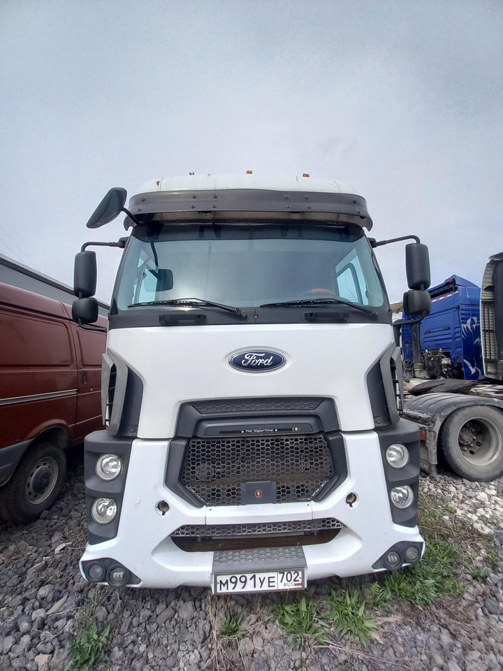 Ford Cargo - Тягач: фото 1 Ford Cargo - Тягач: фото 1