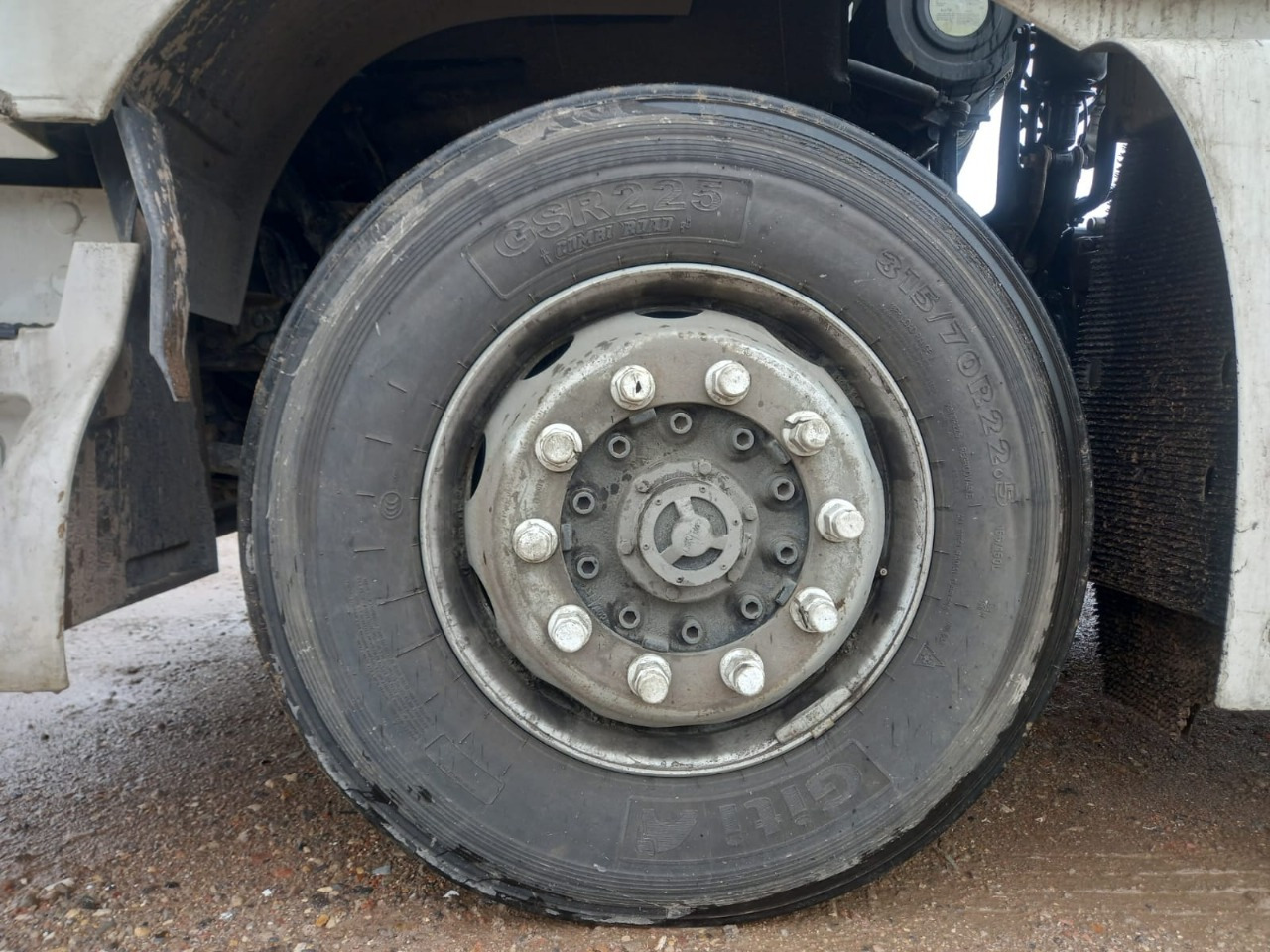 Тягач Foton BJ4189SLFKA: фото 9 Тягач Foton BJ4189SLFKA: фото 9