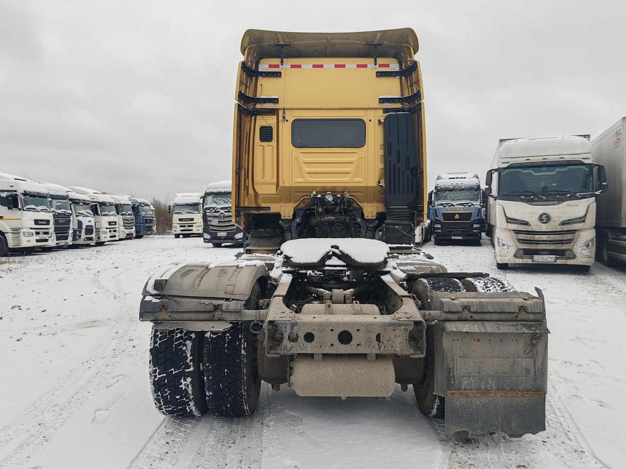 Тягач HONGYAN CQ4186HV52: фото 8 Тягач HONGYAN CQ4186HV52: фото 8