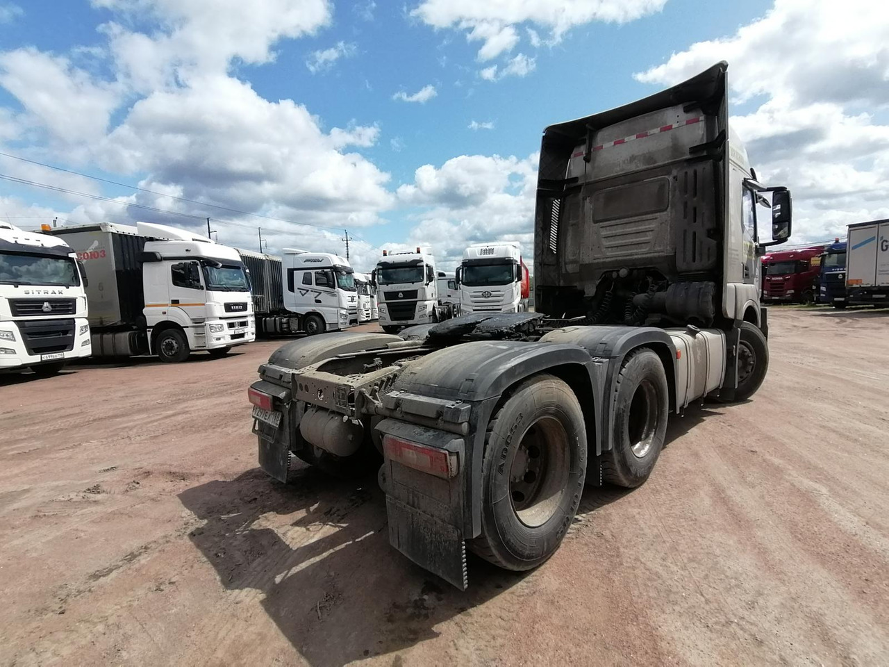 Тягач HONGYAN CQ4257EV11334: фото 7 Тягач HONGYAN CQ4257EV11334: фото 7