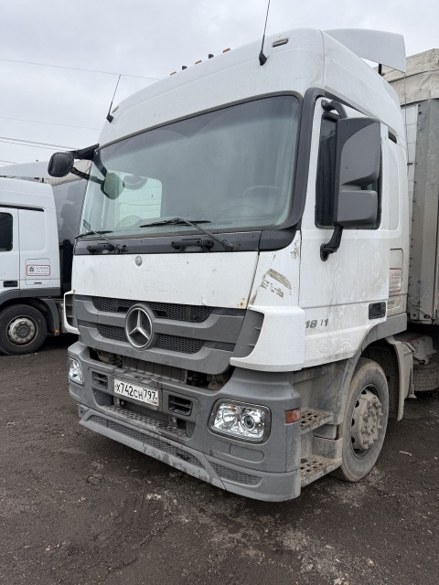 Mercedes-Benz 1841 LS - Тягач: фото 3 Mercedes-Benz 1841 LS - Тягач: фото 3