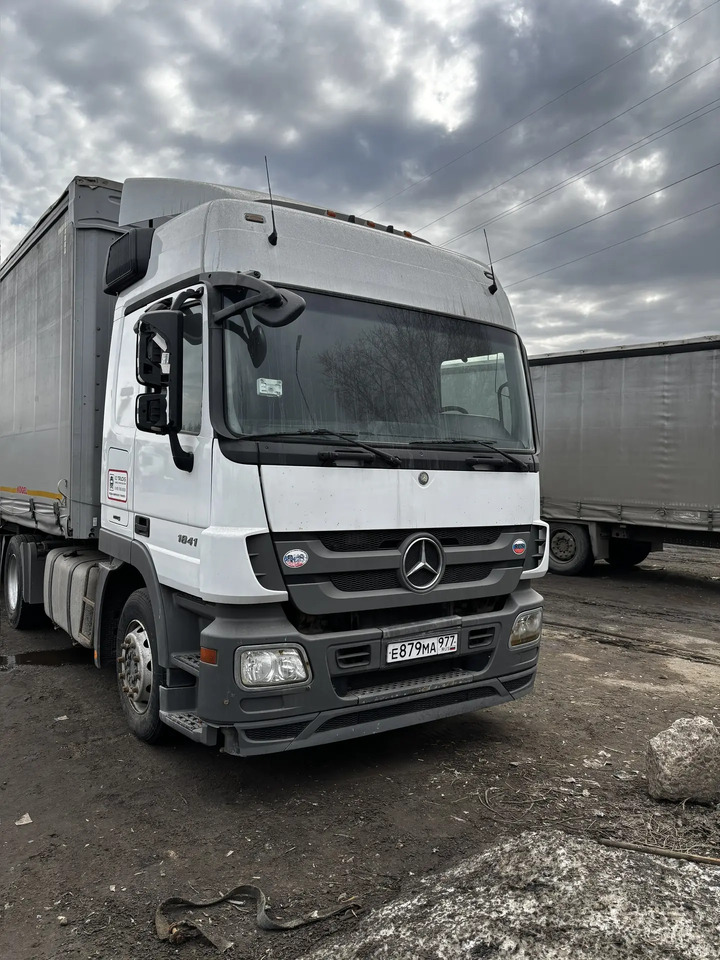 Mercedes-Benz 1841 LS - Тягач: фото 1 Mercedes-Benz 1841 LS - Тягач: фото 1