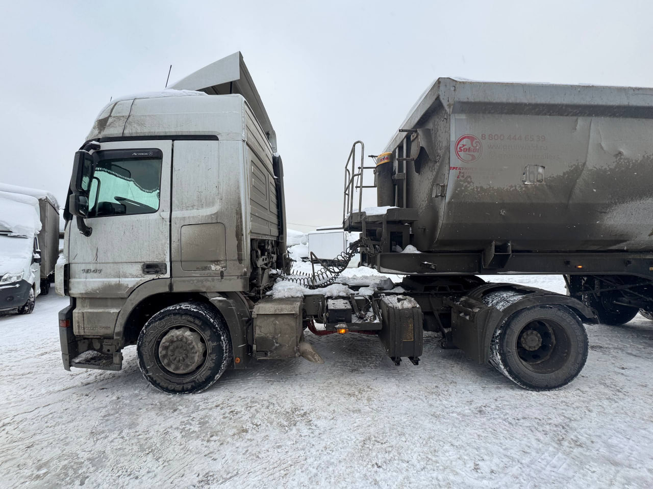 Mercedes-Benz 1841 LS - Тягач: фото 2 Mercedes-Benz 1841 LS - Тягач: фото 2