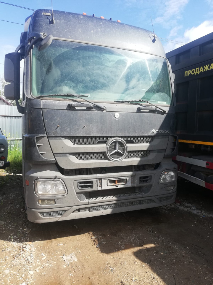 Mercedes-Benz 1844 LS - Тягач: фото 1 Mercedes-Benz 1844 LS - Тягач: фото 1