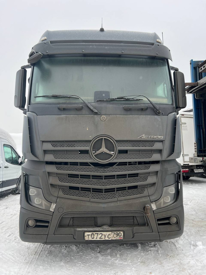 Mercedes-Benz 1851 LS - Тягач: фото 1 Mercedes-Benz 1851 LS - Тягач: фото 1