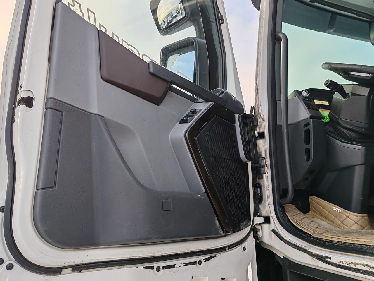 Тягач Renault T 4x2 530 л.с.: фото 9 Тягач Renault T 4x2 530 л.с.: фото 9