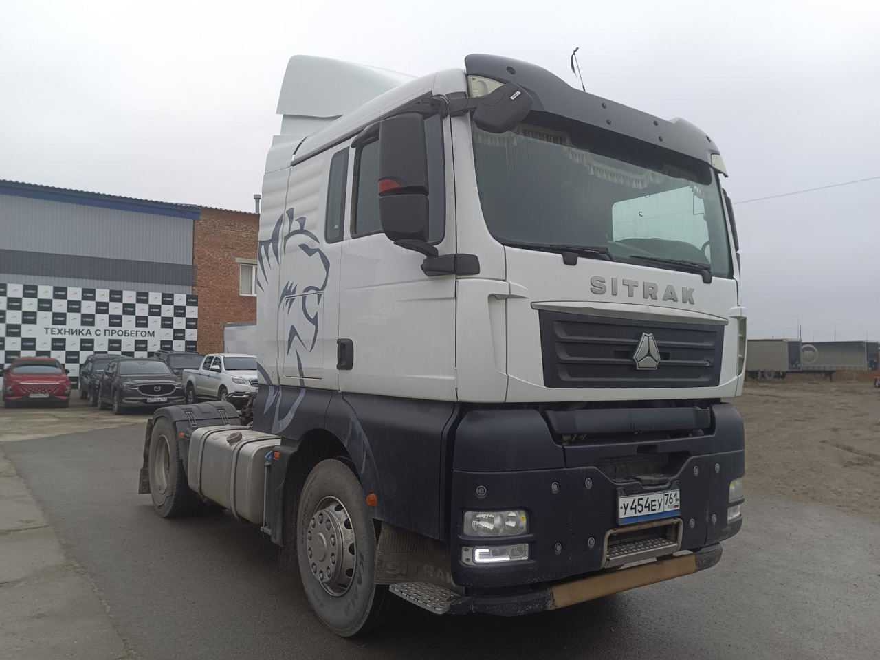 SITRAK ZZ4186V361HE - Тягач: фото 2 SITRAK ZZ4186V361HE - Тягач: фото 2