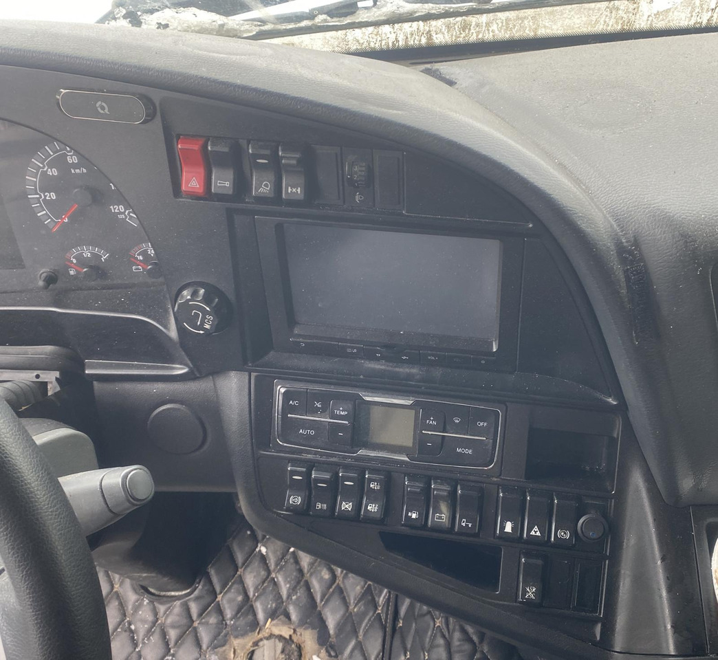 SITRAK ZZ4186V361HE - Тягач: фото 3 SITRAK ZZ4186V361HE - Тягач: фото 3