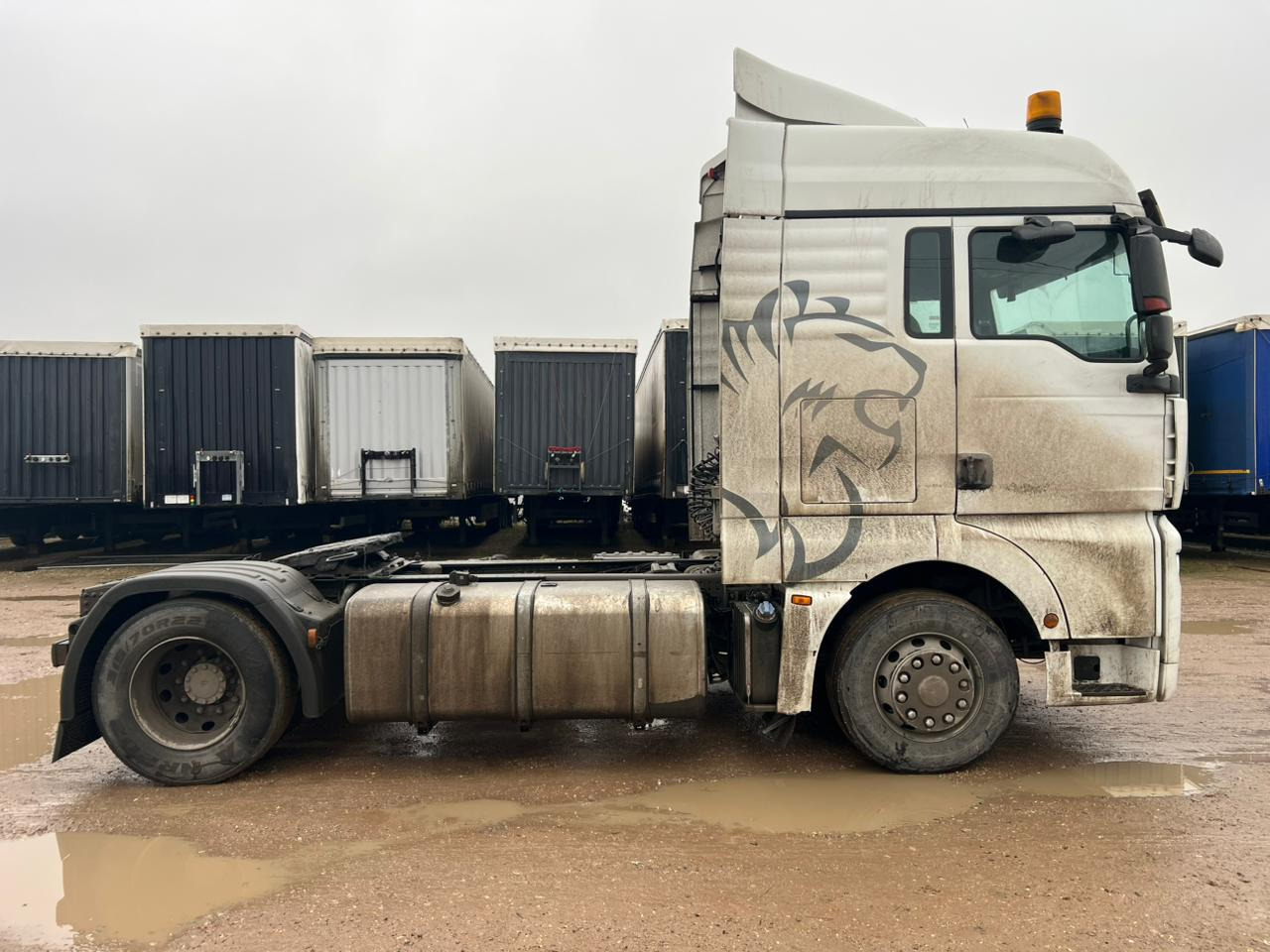SITRAK ZZ4186V361HE - Тягач: фото 3 SITRAK ZZ4186V361HE - Тягач: фото 3