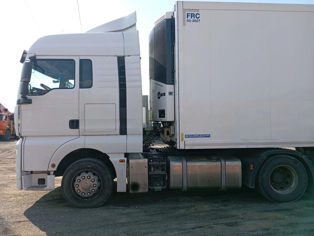 SITRAK ZZ4186V361HE - Тягач: фото 3 SITRAK ZZ4186V361HE - Тягач: фото 3