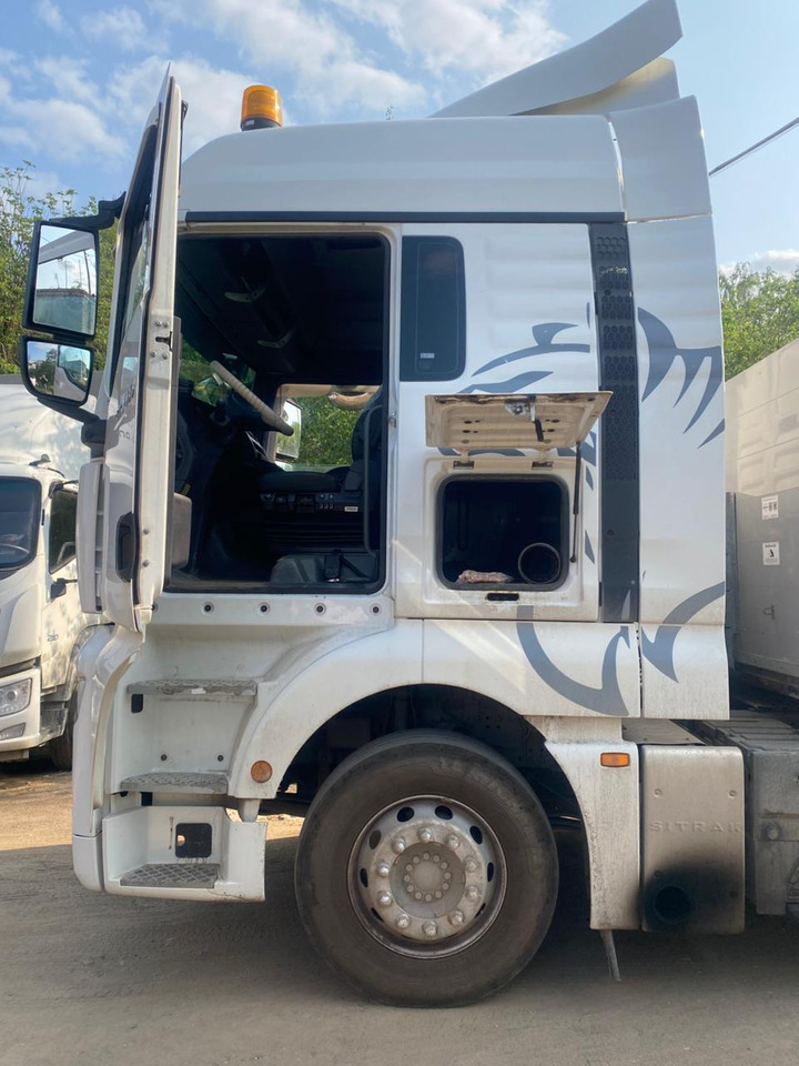 SITRAK ZZ4186V361HE - Тягач: фото 4 SITRAK ZZ4186V361HE - Тягач: фото 4