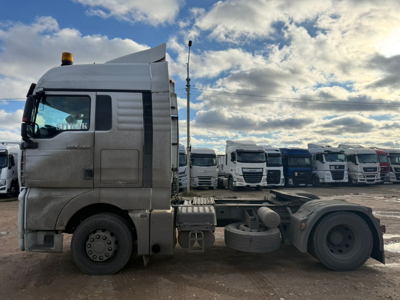 SITRAK ZZ4186V391HE - Тягач: фото 3 SITRAK ZZ4186V391HE - Тягач: фото 3