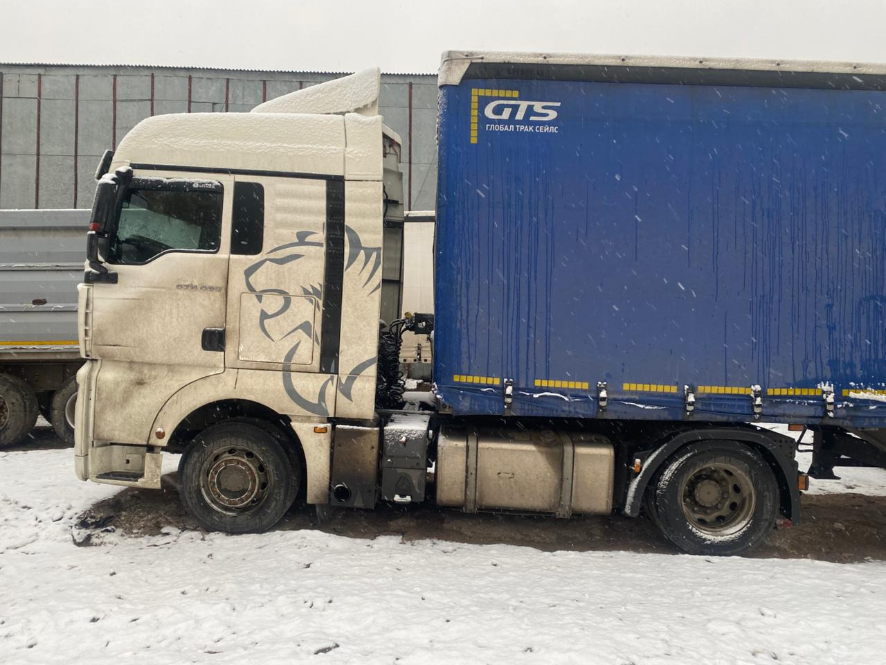 SITRAK ZZ4186V391HE - Тягач: фото 2 SITRAK ZZ4186V391HE - Тягач: фото 2