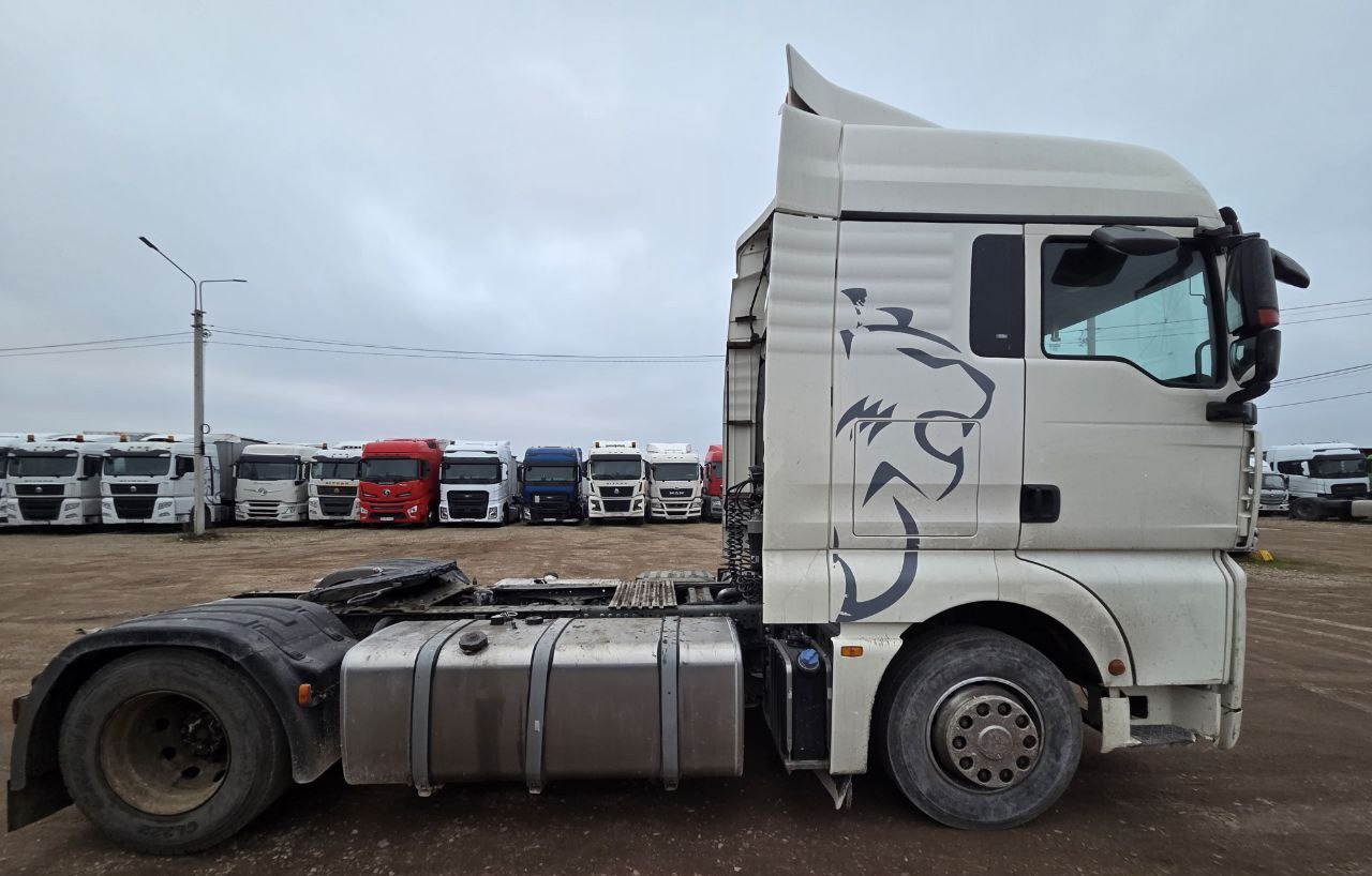 SITRAK ZZ4186V391HE - Тягач: фото 2 SITRAK ZZ4186V391HE - Тягач: фото 2